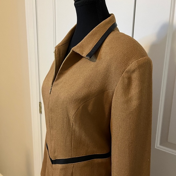 Mikane Dress. Vintage. Never Worn. Size 10 - Picture 10 of 13